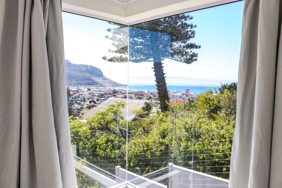 3 Bedroom Property for Sale in Fish Hoek Western Cape